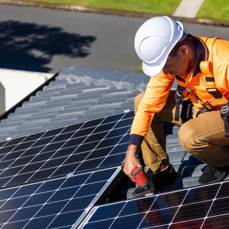 Solar-Panel-Maintenance
