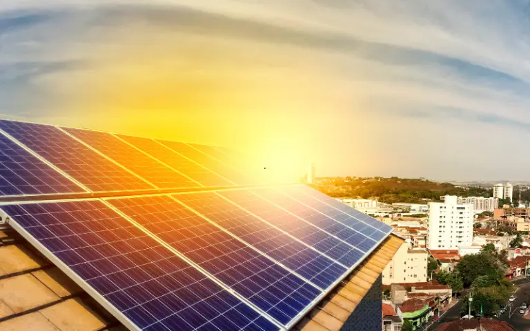 How Do Solar Panels Work In A Renewable Energy